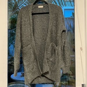 Rylee + Cru XS Grey fuzzy cardigan with Pockets